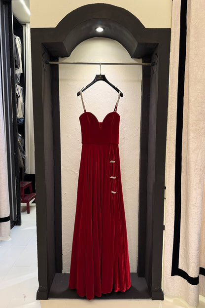 Abito lungo in velluto con scollo a cuore